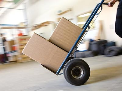 immagine logistica e facchina logistica